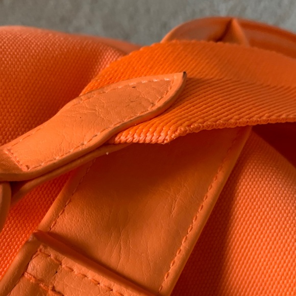 BEIS Mini Weekender Bag - Picture 8 of 8